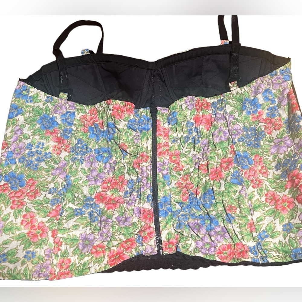 Floral Corset Zippered closure in back & removable straps Size L - Picture 2 of 6